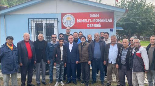 KADRİ KABAK ROMANLAR DERNEĞİNİ ZİYARET ETTİ